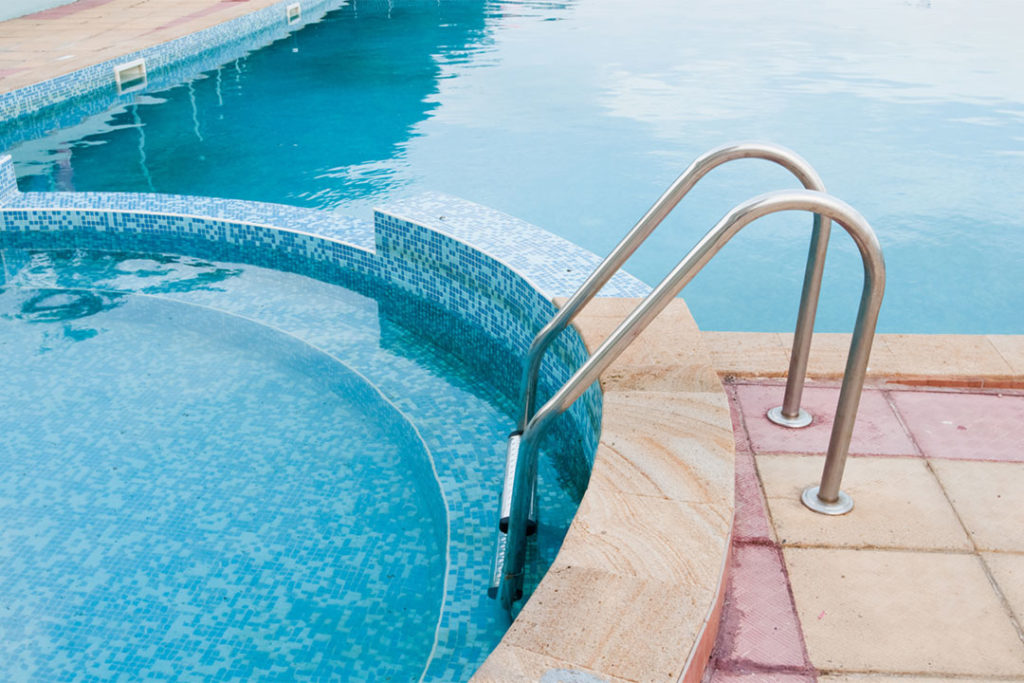 AESC evaluates the effectiveness of a multifamily pool pump system when retrofitted with a variable speed drive pump and two solar-powered pumps.
